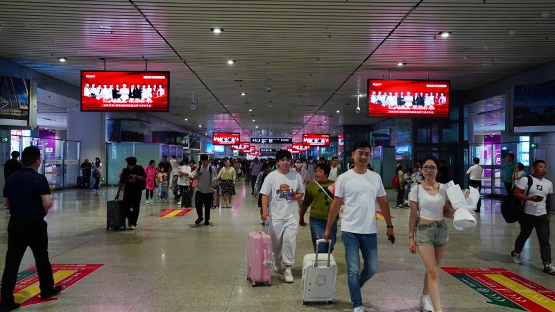 青岛北站高铁广告