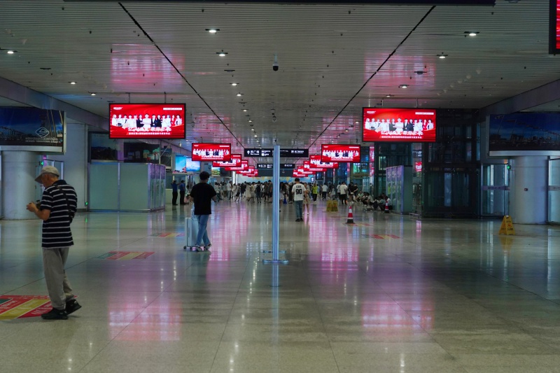 青岛北站到达广告大屏